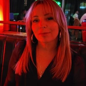 Meet your Posher, Carolyne